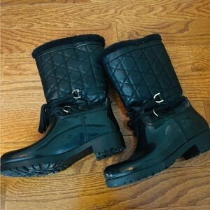 Bear Traps Winter Boots
